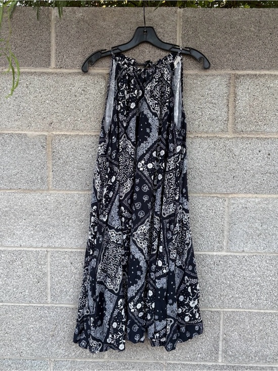 LOFT Dresses & Skirts - Loft Sleeveless Sundress Med Navy Bandana Print Racer Neck Pockets Keyhole Back